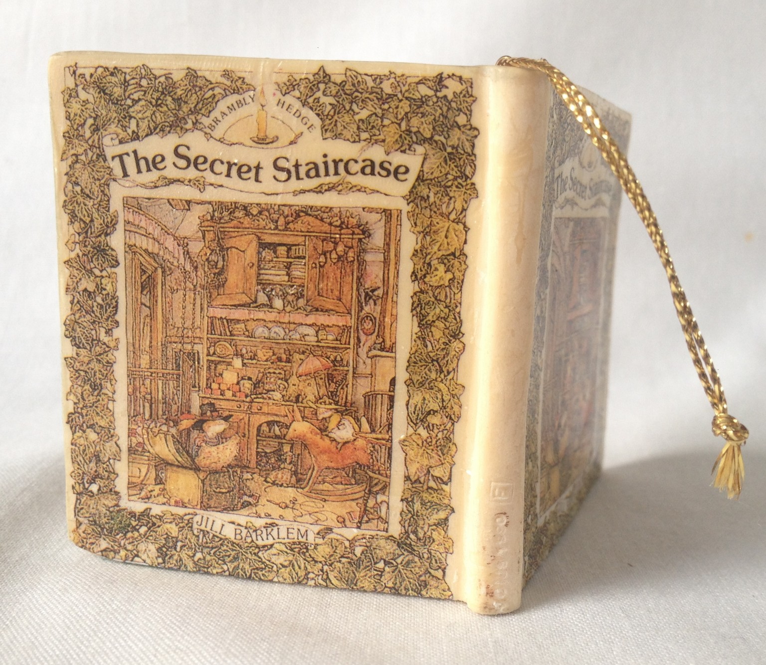 Nivag Collectables Enesco Secret Staircase The Secret Staircase Book