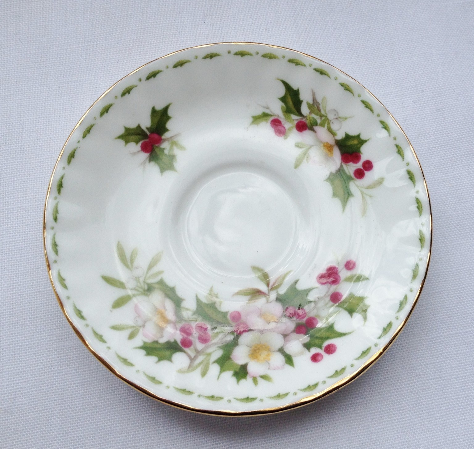Nivag Collectables: Royal Albert - Flower of the Month Series