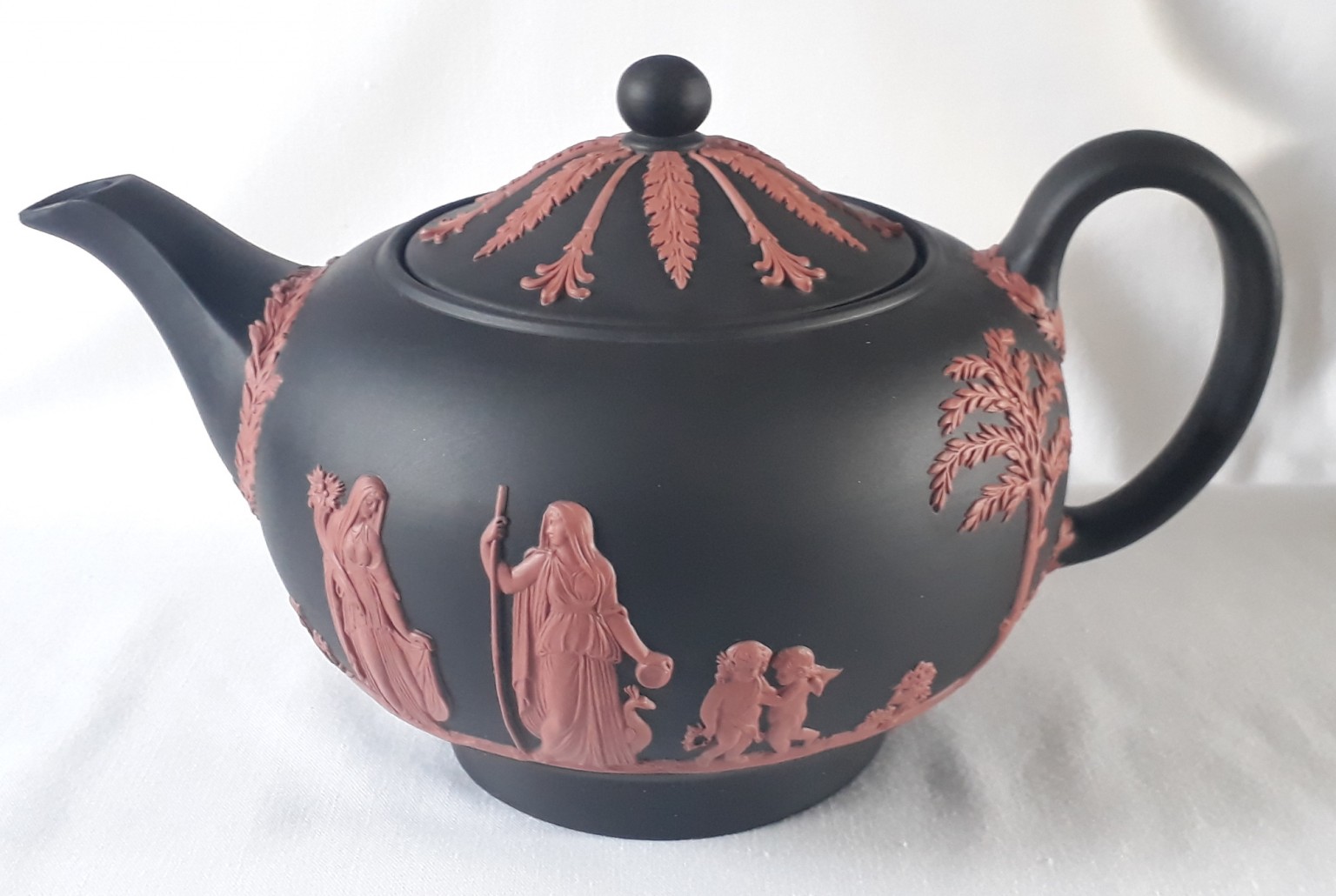 Nivag Collectables Wedgwood Black Basalt Jasperware Terracotta on