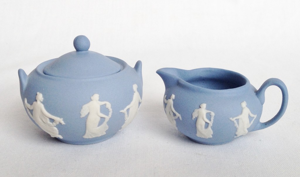 置物  miniature Blue JASPER WARE Set Wedgwood miniature Blue JASPER WARE Set